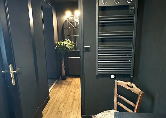 La Black / Les Romantiques A Centre Historique Apartman *