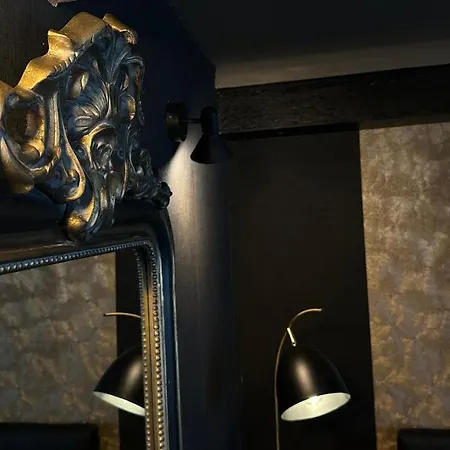 Apartmán La Black / Les Romantiques A Centre Historique