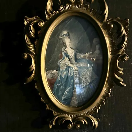 La Black / Les Romantiques A Centre Historique *